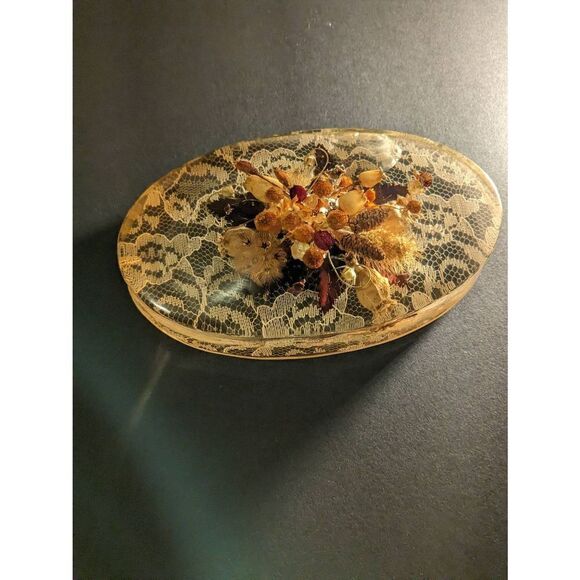 Vintage resin art dried flowers - Picture 3 of 7